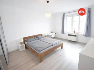 Prodej bytu 2+1, Plzeň, Politických vězňů, 56 m2