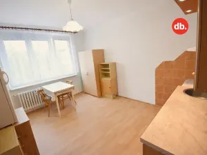Pronájem bytu 1+1, Toužim, Sídliště, 38 m2