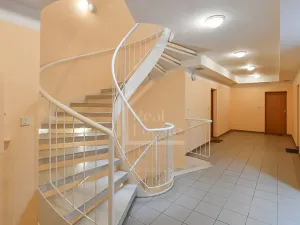 Prodej bytu 2+kk, Praha - Košíře, Naskové, 60 m2