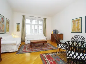 Pronájem bytu 3+1, Praha - Nové Město, Odborů, 81 m2