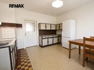 Prodej vícegeneračního domu, Klecany, Na skalkách, 158 m2