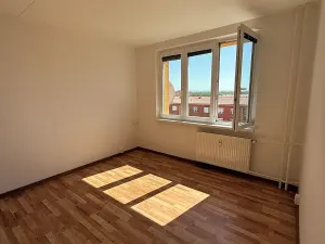 Pronájem bytu 2+kk, Žatec, Černobýla, 38 m2