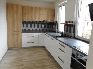 Pronájem bytu 2+kk, Břeclav, Kpt. Jaroše, 71 m2