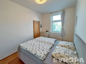 Pronájem bytu 2+kk, Olomouc, Jeremenkova, 54 m2