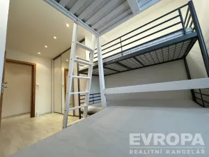 Pronájem bytu 2+kk, Plzeň - Doubravka, Mohylová, 48 m2
