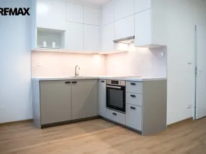 Pronájem bytu 1+kk, Příbram - Příbram I, Špitálská, 27 m2