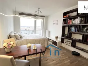 Pronájem bytu 1+kk, Olomouc, Janského, 37 m2