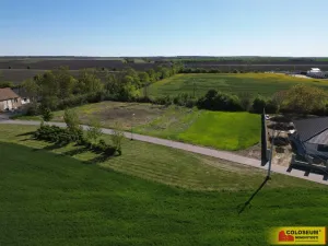 Prodej pozemku pro bydlení, Strachotice - Micmanice, 2009 m2