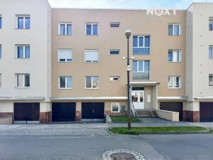 Pronájem bytu 2+1, Olomouc, Zamykalova, 50 m2
