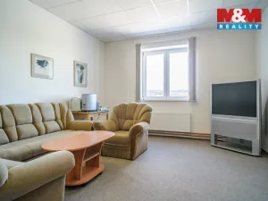 Prodej obchodního prostoru, Kadaň, Polní, 1200 m2