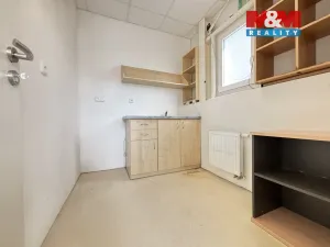 Prodej obchodního prostoru, Třebíč - Nové Město, Brněnská, 293 m2