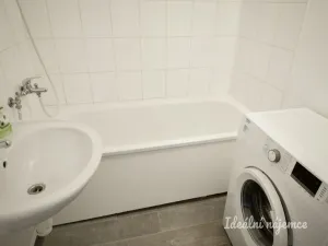 Pronájem bytu 1+1, Brno - Bystrc, Teyschlova, 39 m2