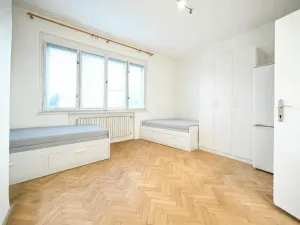 Pronájem - jiné, Praha - Hlubočepy, Filmařská, 18 m2