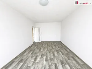 Pronájem bytu 1+1, Klášterec nad Ohří, Družstevní, 40 m2