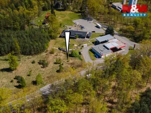 Prodej komerčního pozemku, Býšť - Hoděšovice, 194 m2