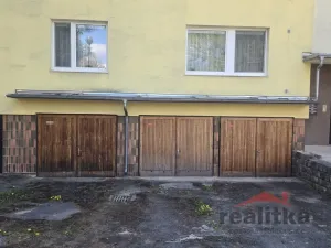 Pronájem garáže, Opava - Předměstí, Dostojevského, 20 m2