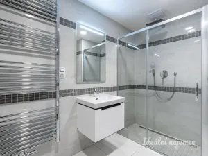Pronájem bytu 2+kk, Praha - Radlice, Lučištníků, 67 m2