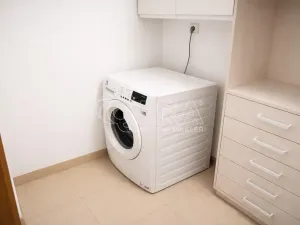 Prodej bytu 1+kk, Praha - Smíchov, Jindřicha Plachty, 40 m2