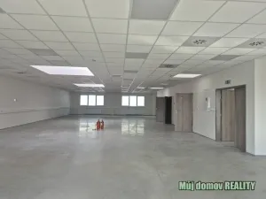 Pronájem skladu, Praha - Hostivař, 550 m2