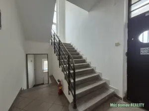 Pronájem obchodního prostoru, Praha - Uhříněves, Přátelství, 626 m2