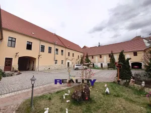 Pronájem bytu 1+kk, Žatec, třída Obránců míru, 40 m2