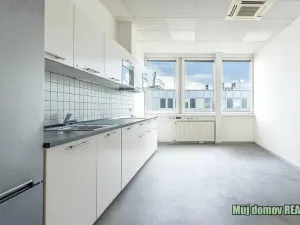 Pronájem obchodního prostoru, Praha - Strašnice, V olšinách, 95 m2