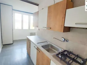 Pronájem bytu 2+1, Cheb, Valdštejnova, 60 m2