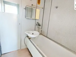 Pronájem bytu 2+1, Cheb, Valdštejnova, 60 m2