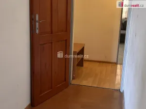 Pronájem bytu 2+kk, Praha - Kobylisy, Zenklova, 43 m2