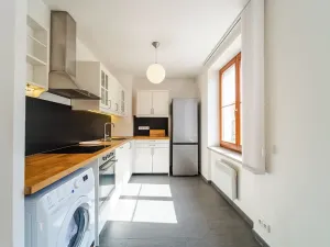Prodej bytu 2+kk, Mikulov, Husova, 50 m2