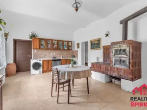 Prodej rodinného domu, Kamenná Horka, 405 m2