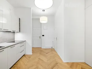 Pronájem bytu 2+kk, Praha - Vinohrady, Velehradská, 44 m2