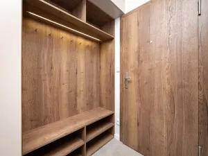 Pronájem bytu 1+kk, Praha - Kobylisy, Klecanská, 25 m2
