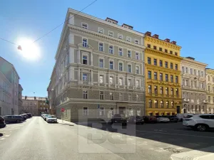 Pronájem bytu 2+kk, Praha - Smíchov, V lesíčku, 54 m2