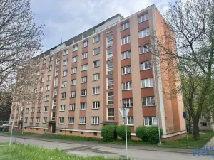 Pronájem bytu 2+1, Kadaň, Chomutovská, 53 m2