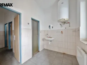 Prodej skladu, Buřenice, 2100 m2