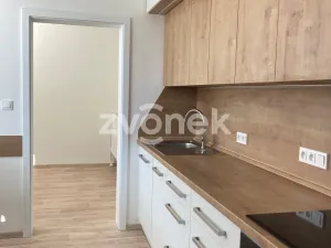 Pronájem bytu 3+1, Zlín, Budovatelská, 69 m2
