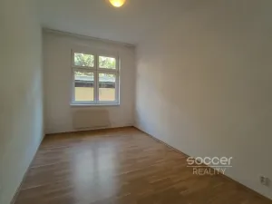 Pronájem bytu 2+kk, Praha - Žižkov, Jeseniova, 50 m2