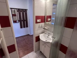 Pronájem bytu 2+1, Pardubice - Zelené Předměstí, S. K. Neumanna, 51 m2