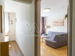 Prodej bytu 2+1, Praha - Malešice, Káranská, 52 m2