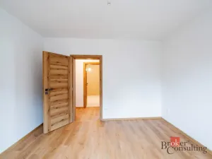 Prodej bytu 3+kk, Blučina, Osvobození, 76 m2