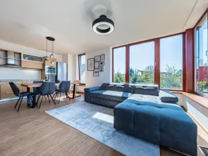 Prodej bytu 3+kk, Praha - Štěrboholy, Ústřední, 76 m2