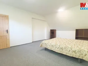 Pronájem bytu 2+kk, Otrokovice - Kvítkovice, tř. Osvobození, 63 m2