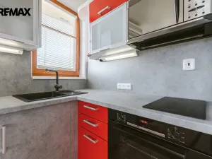 Pronájem bytu 1+kk, Praha - Břevnov, Zúžená, 37 m2