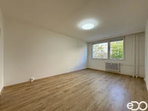 Pronájem bytu 3+kk, Praha, Metodějova, 63 m2