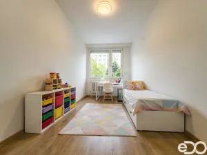 Pronájem bytu 3+kk, Praha, Metodějova, 63 m2