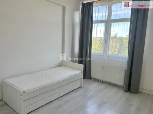 Prodej bytu 3+kk, Zruč nad Sázavou, náměstí Míru, 65 m2
