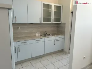 Prodej bytu 3+kk, Zruč nad Sázavou, náměstí Míru, 65 m2