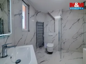 Pronájem bytu 4+1, Cheb, Májová, 121 m2