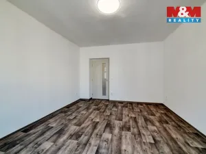 Pronájem bytu 4+1, Cheb, Májová, 121 m2